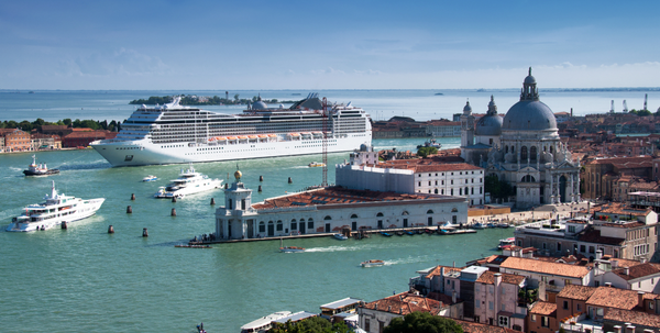 Venecia Limita Cruceros para Proteger su Laguna Histórica