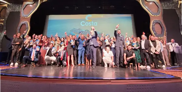 Brasil premia a mejores vendedores Costa