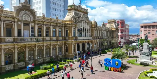 Costa Rica acelera crecimiento turístico internacional