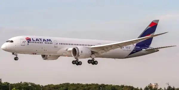 LATAM fortalece rutas directas hacia Europa