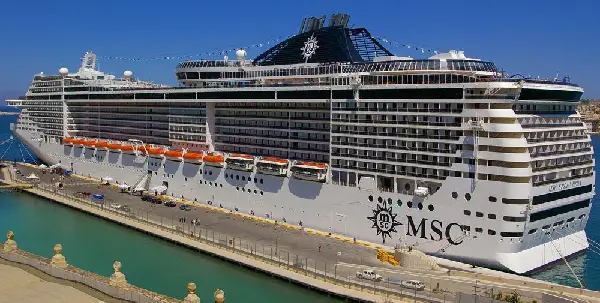 MSC Splendida Eleva Cruzeiros no Rio