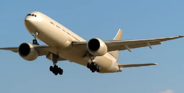 Europa impulsiona expansão global de rotas aéreas