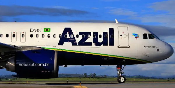 Azul amplia oportunidades com estágio técnico aeronáutico