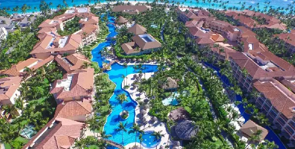 Resort all-inclusive de luxo brilha em Punta Cana
