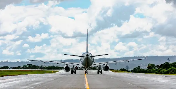 Kayak lança painel global de tarifas aéreas”