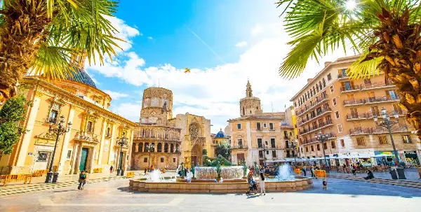 Cidades europeias ideais para viajar após os 65 anos