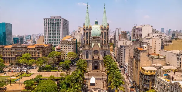Brasil Alcança Recorde Histórico no Turismo Internacional