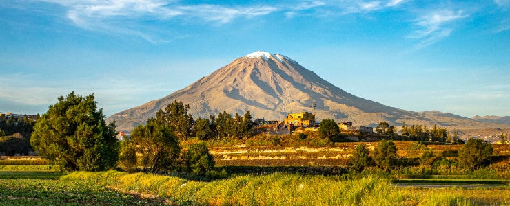 Arequipa - City with four volcanos