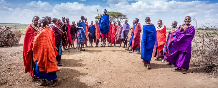 Mingle with the Maasai people