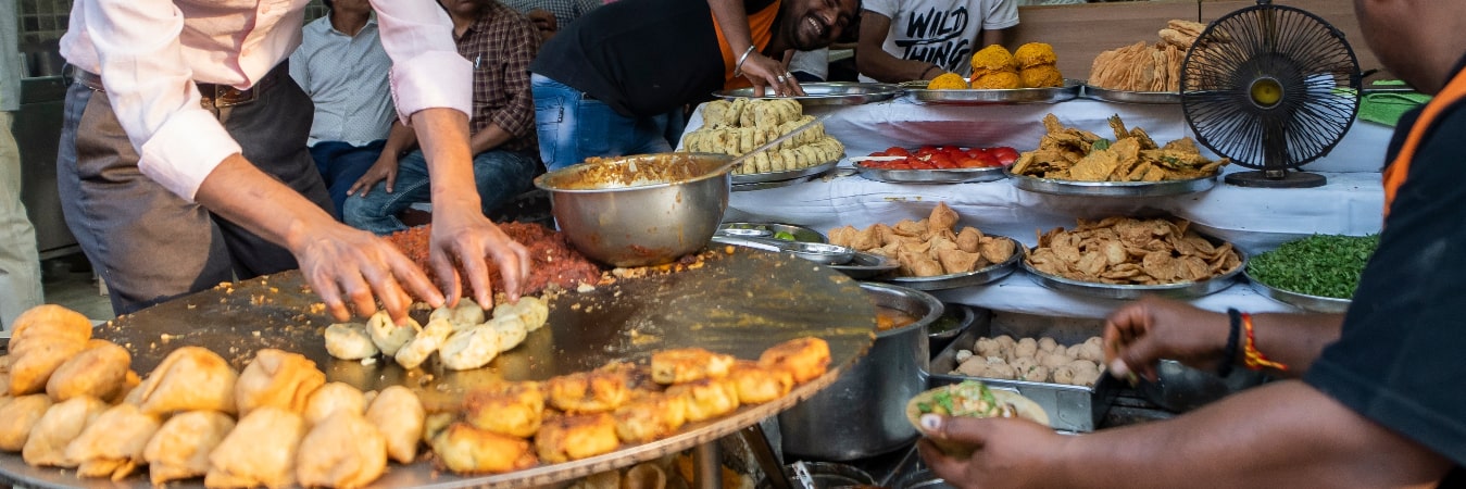 Street Foods of Varanasi: A Delicious Pilgrimage Through India’s Oldest City