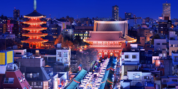 foreign-language babysitting Japan family travel