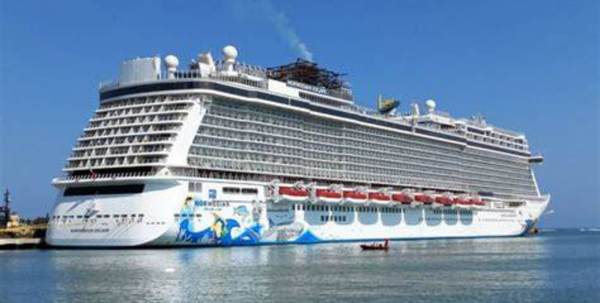Norwegian Escape 10 years service