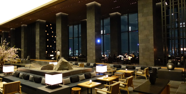 Luxury business travel hotels