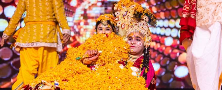 phoolon wali holi vrindavan