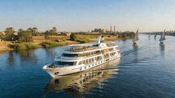 Global Cruise Industry Booms with New Terminals and Luxury Expansion