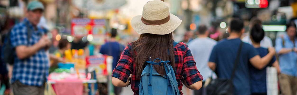 Avoid Dressing like a Tourist