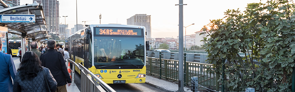 Metrobus Istanbul (Bus Rapid Transit)