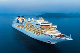 Cruise Ship