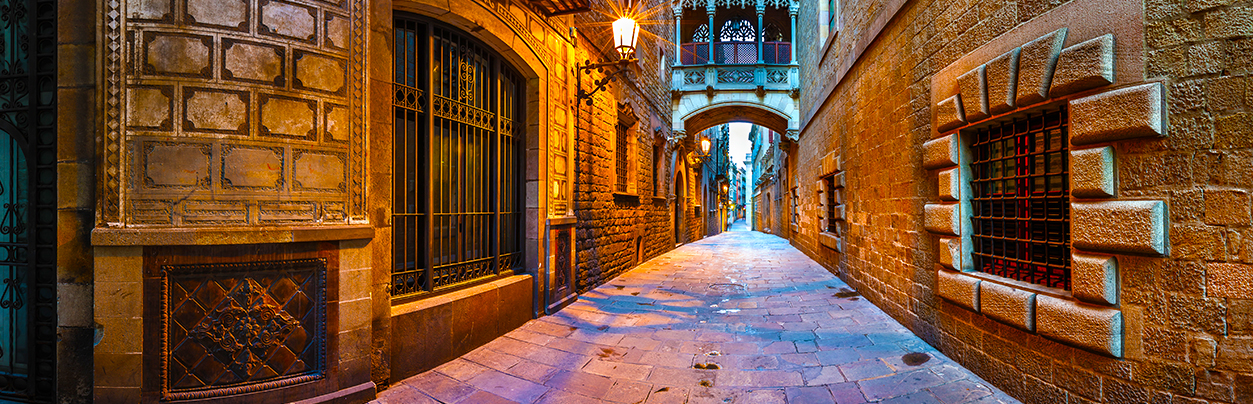 Le Barri Gotic (Gothic Quarter)