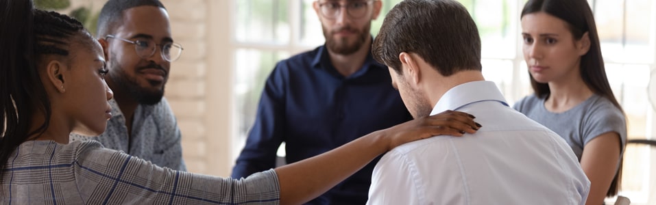 الفرق بين التقمص الوجداني والتعاطف