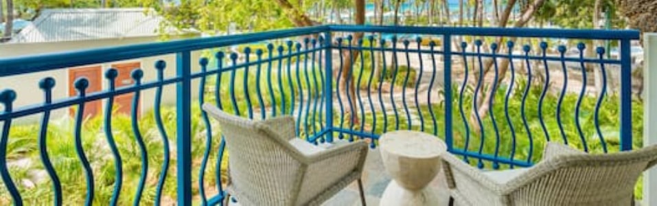 Bonaire Tower Suite 1 King – Full Balcony