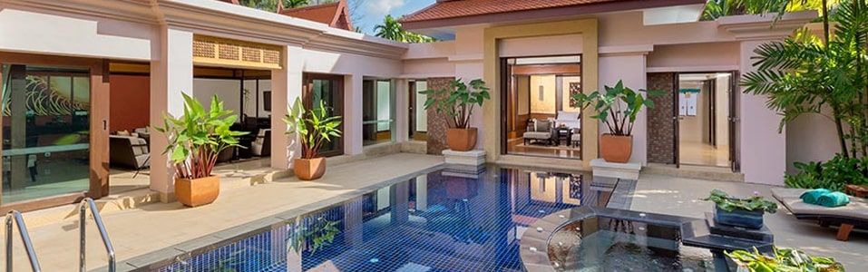 Gran Villa de Dos Dormitorios con Piscina
